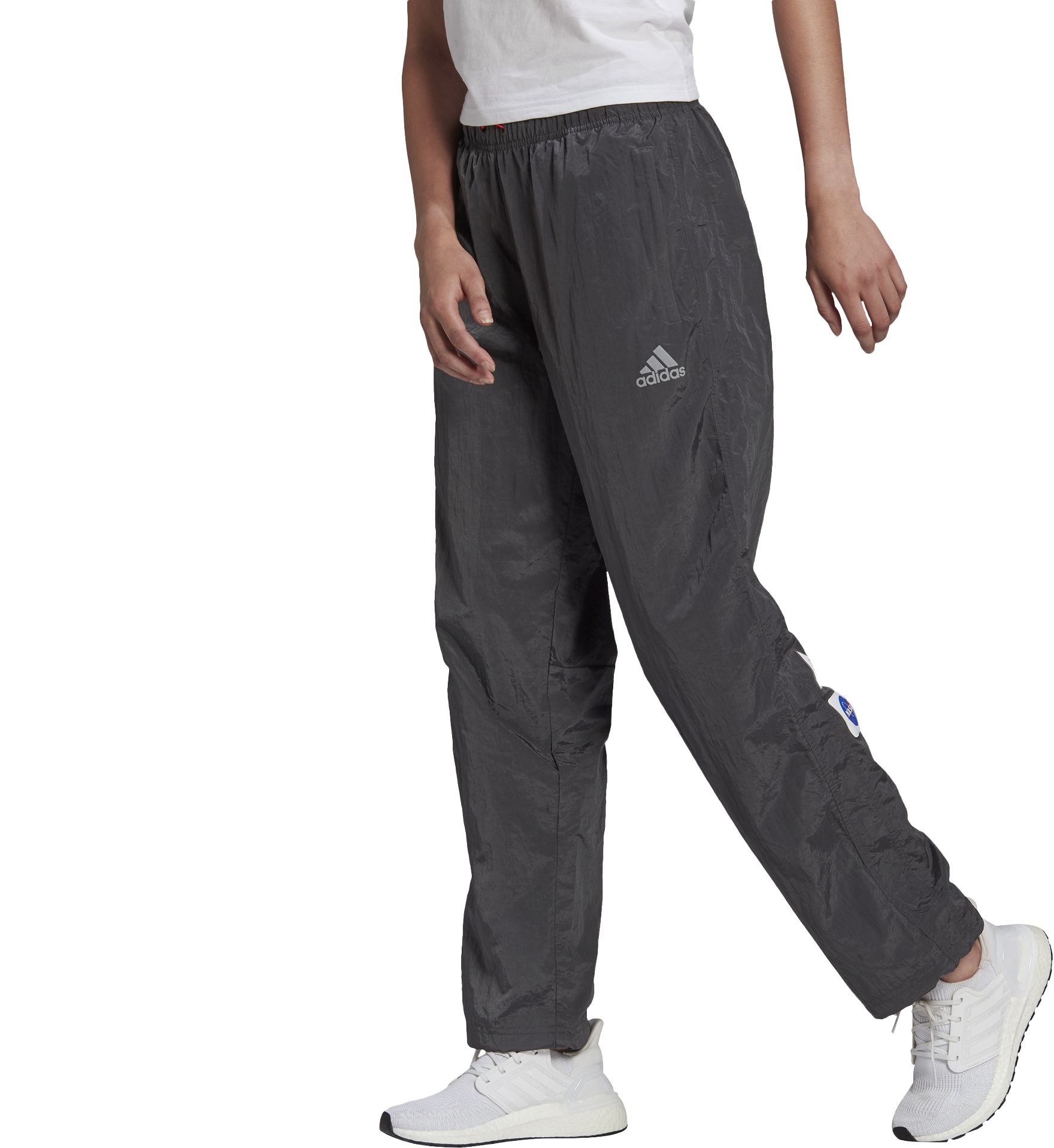 university gold off white